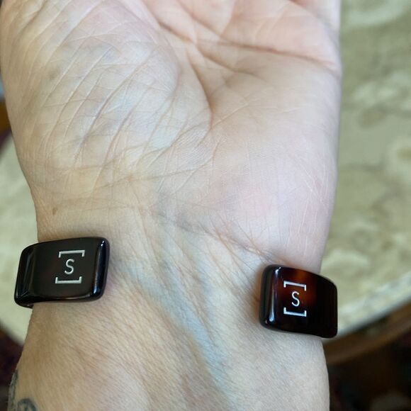 Sacori Faux Tortoise Shell Cuff Bracelet - Picture 3 of 8